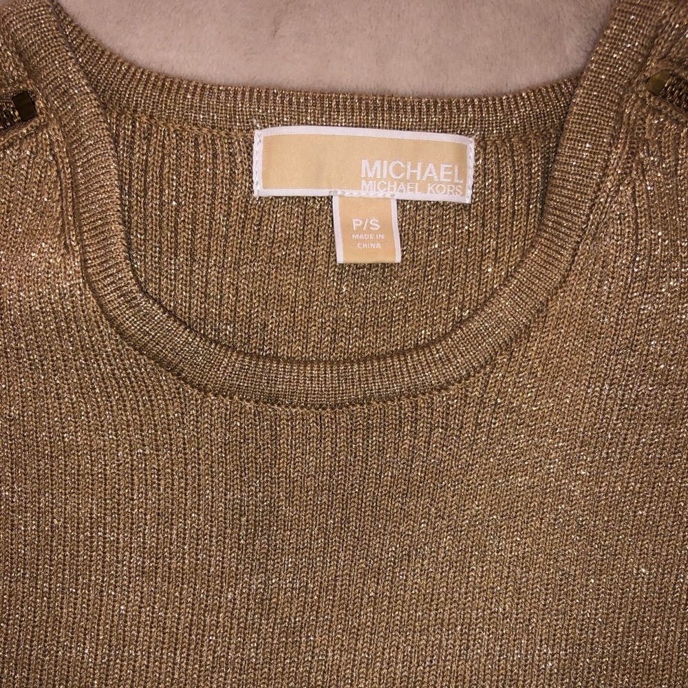 Micheal Kors top